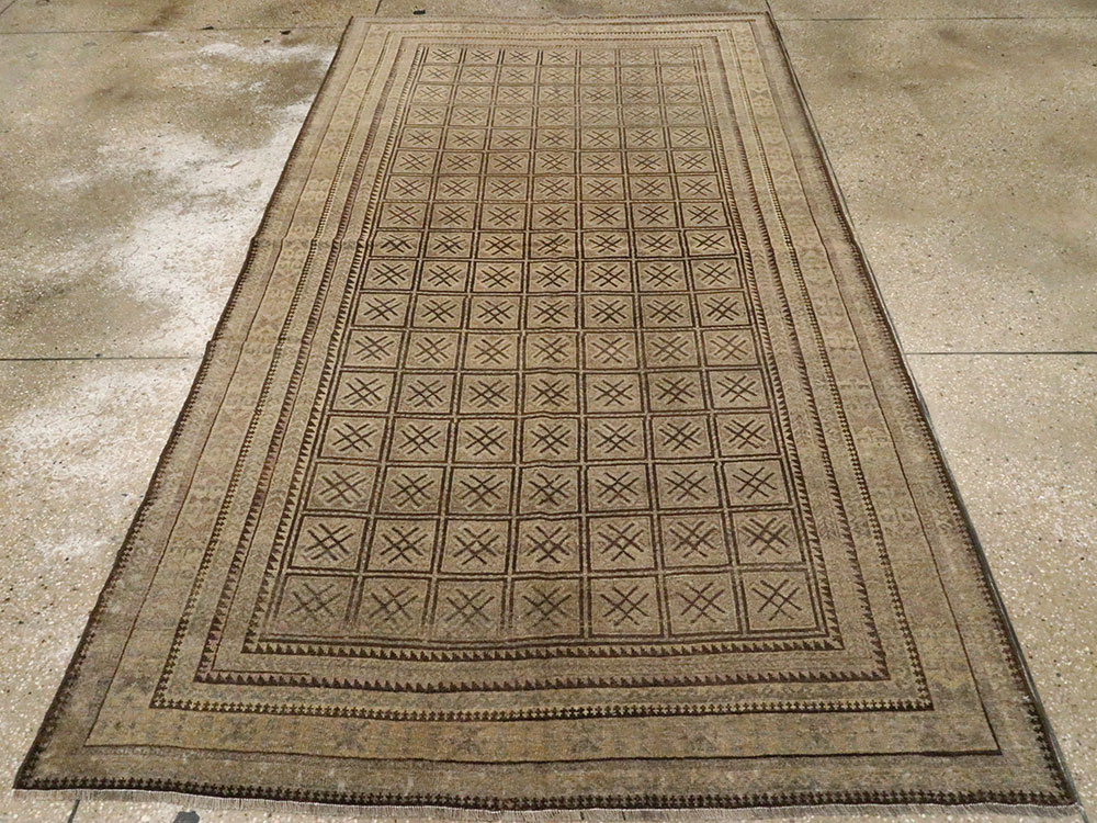 Vintage Persian Baluch Rug, No.23913 - Galerie Shabab