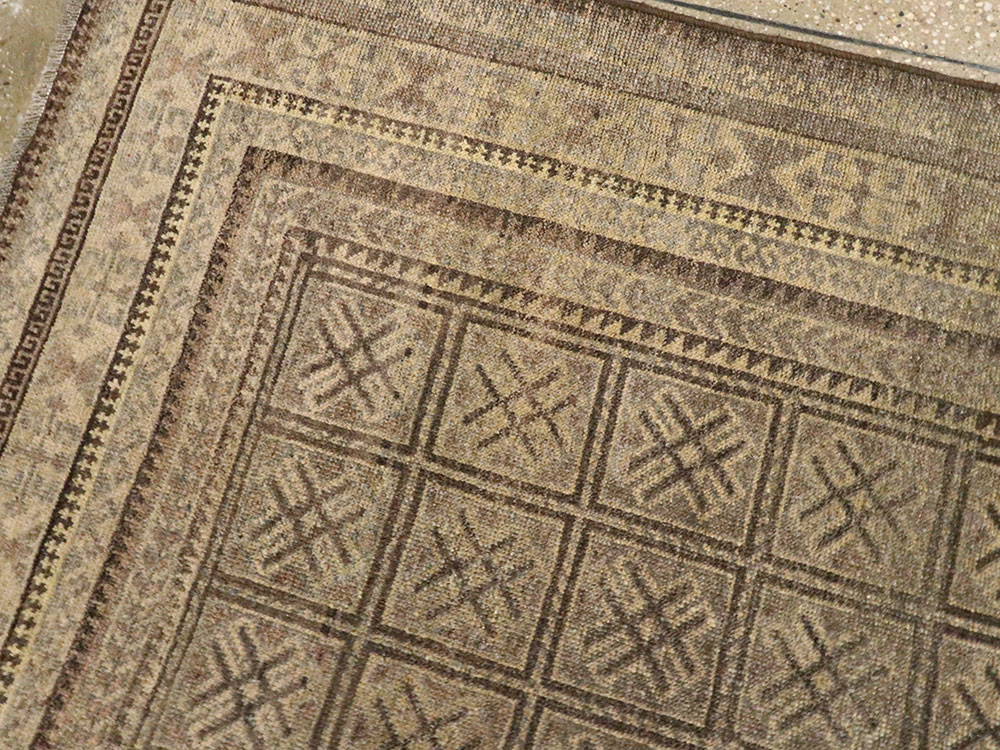 Vintage Persian Baluch Rug, No.23913 - Galerie Shabab