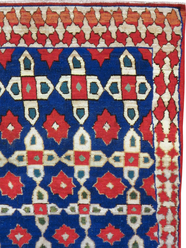 Antique Persian Isfahan Scatter Rug, No.23915 - Galerie Shabab