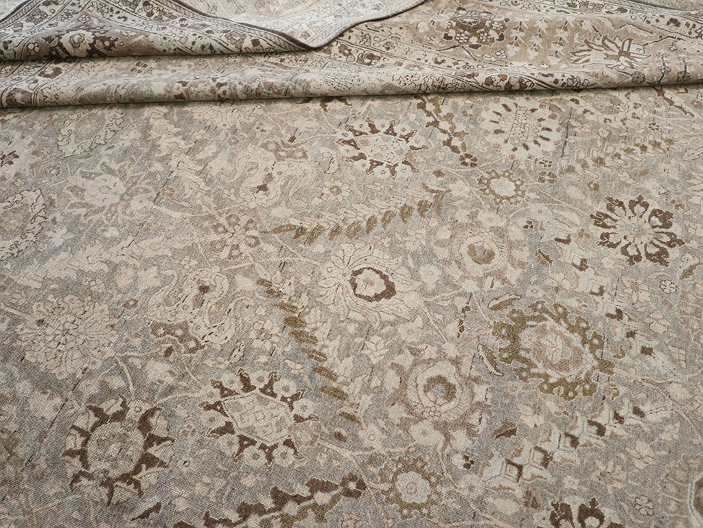 Antique Persian Tabriz Large Carpet, No.23918 - Galerie Shabab
