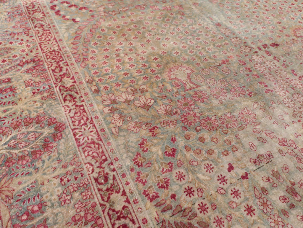 Antique Persian Lavar Kerman Gallery Carpet, No.23919 - Galerie Shabab