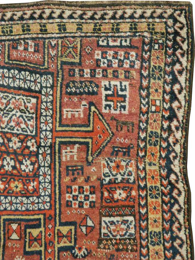 Antique Persian Kurdish Rug, No.23922 - Galerie Shabab