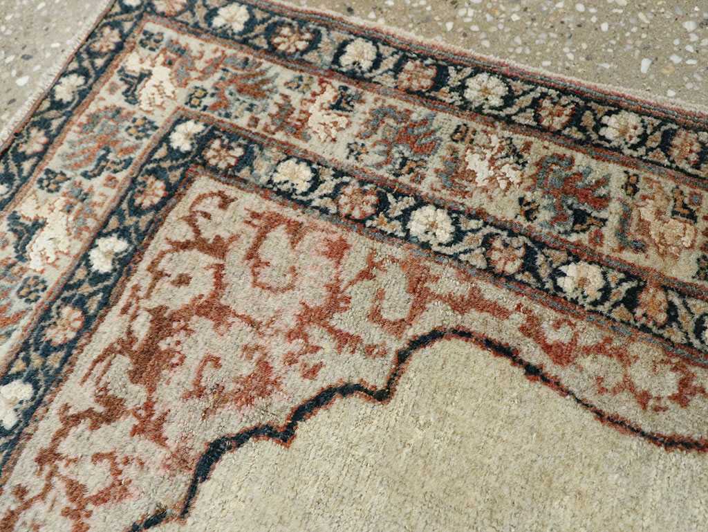 Antique Persian Tabriz Hagi Jalili Rug, No.23925 - Galerie Shabab