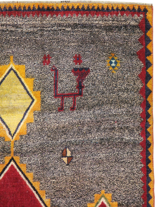 Vintage Persian Gabbeh Rug, No.23928 - Galerie Shabab