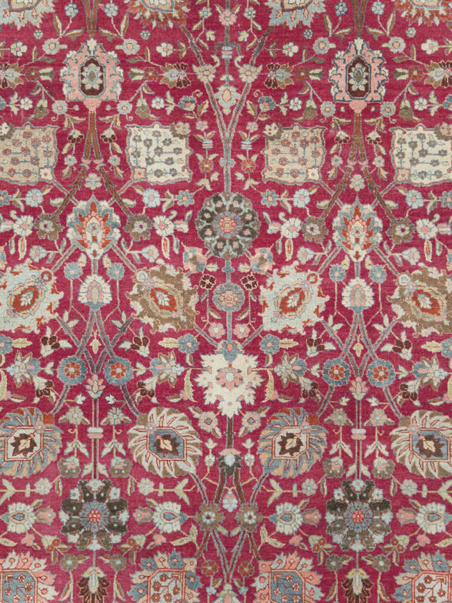 Antique Persian Tabriz Carpet, No.23942 - Galerie Shabab