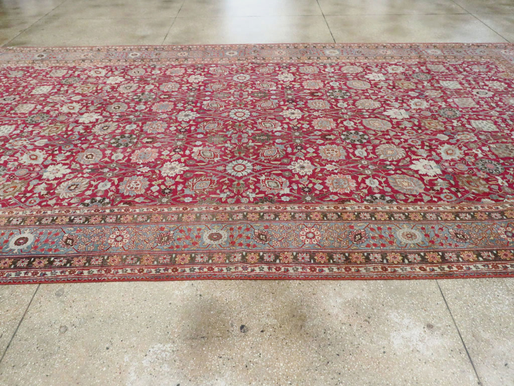 Antique Persian Tabriz Carpet, No.23942 - Galerie Shabab