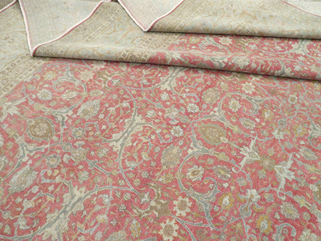 Antique Persian Tabriz Carpet, No.23943 - Galerie Shabab