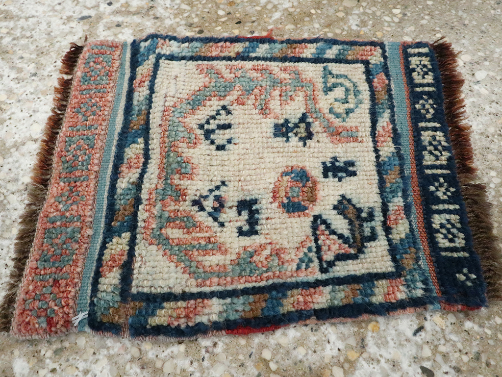 Vintage Persian Qashqai Rug, No.23947 - Galerie Shabab