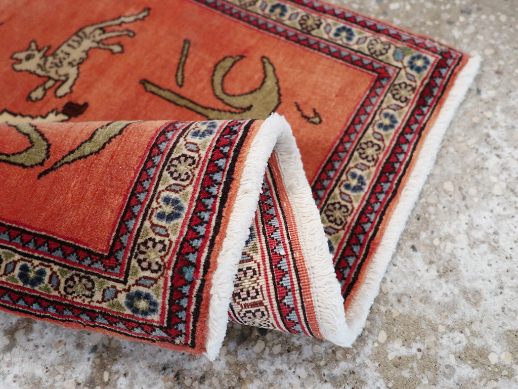 Vintage Persian Tabriz Pictorial Throw Rug, No.23951 - Galerie Shabab