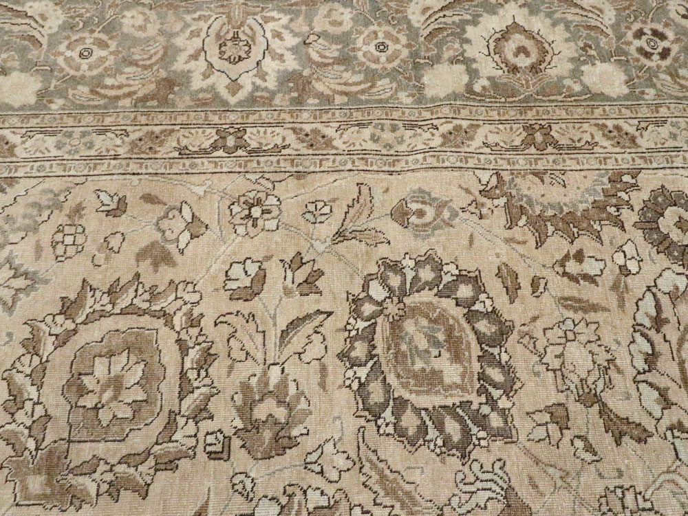 Antique Persian Tabriz Carpet, No.23968 - Galerie Shabab