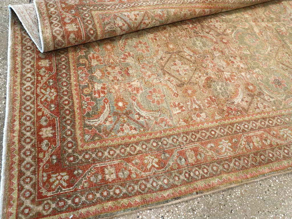 Antique Persian Mahal Gallery Carpet, No.23969 - Galerie Shabab