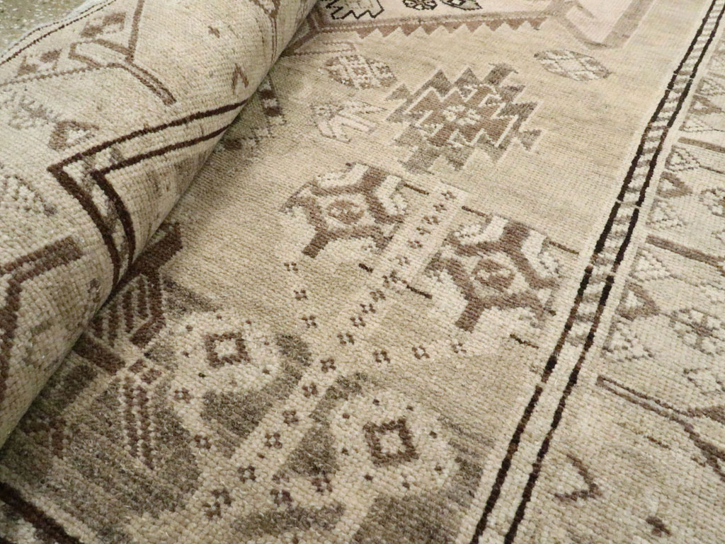 Vintage Persian Malayer Rug, No.23986 - Galerie Shabab