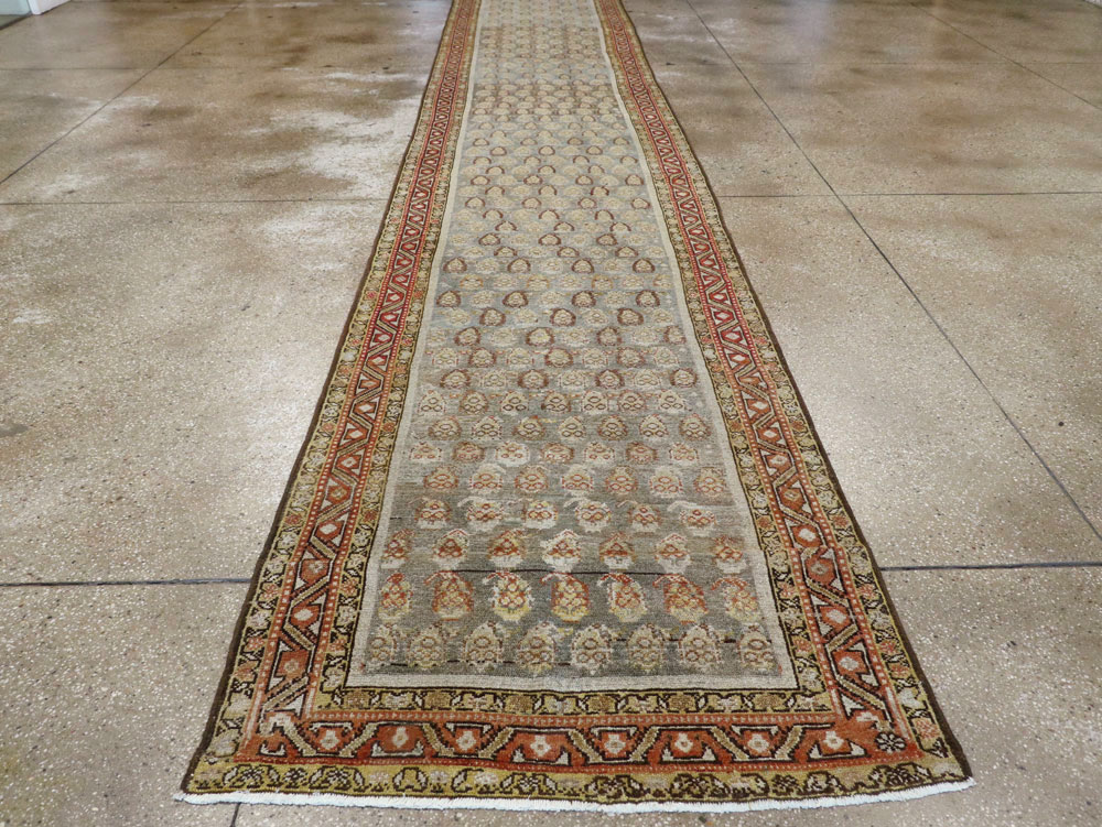 Vintage Persian Malayer Runner, No.23994 - Galerie Shabab
