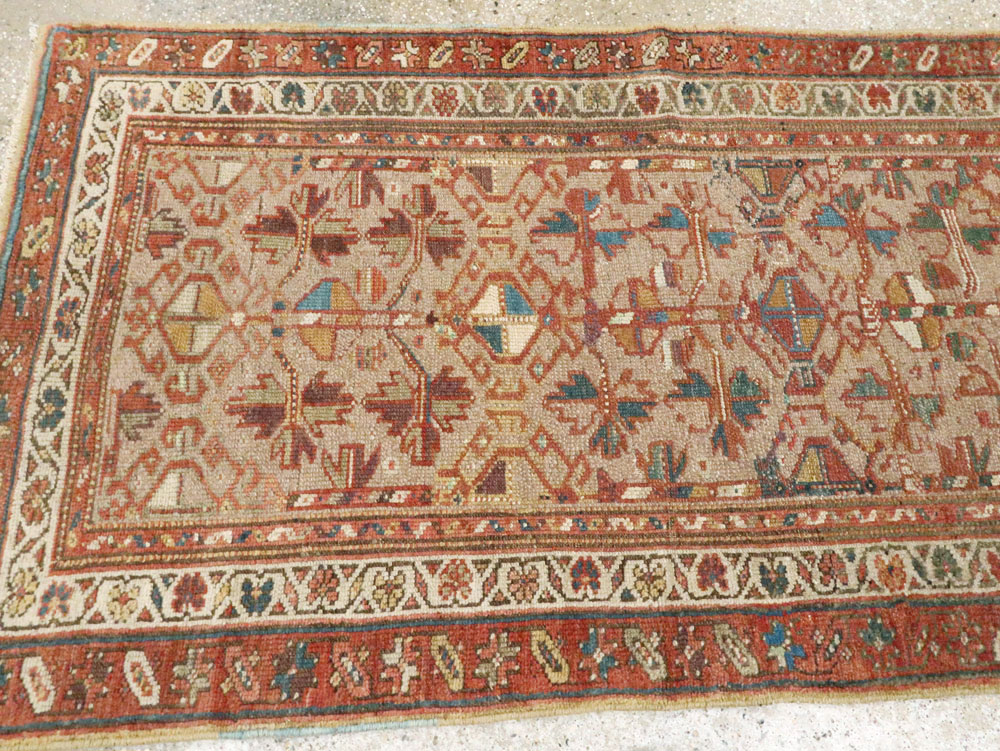 Vintage Persian Kurdish Runner, No.23996 - Galerie Shabab