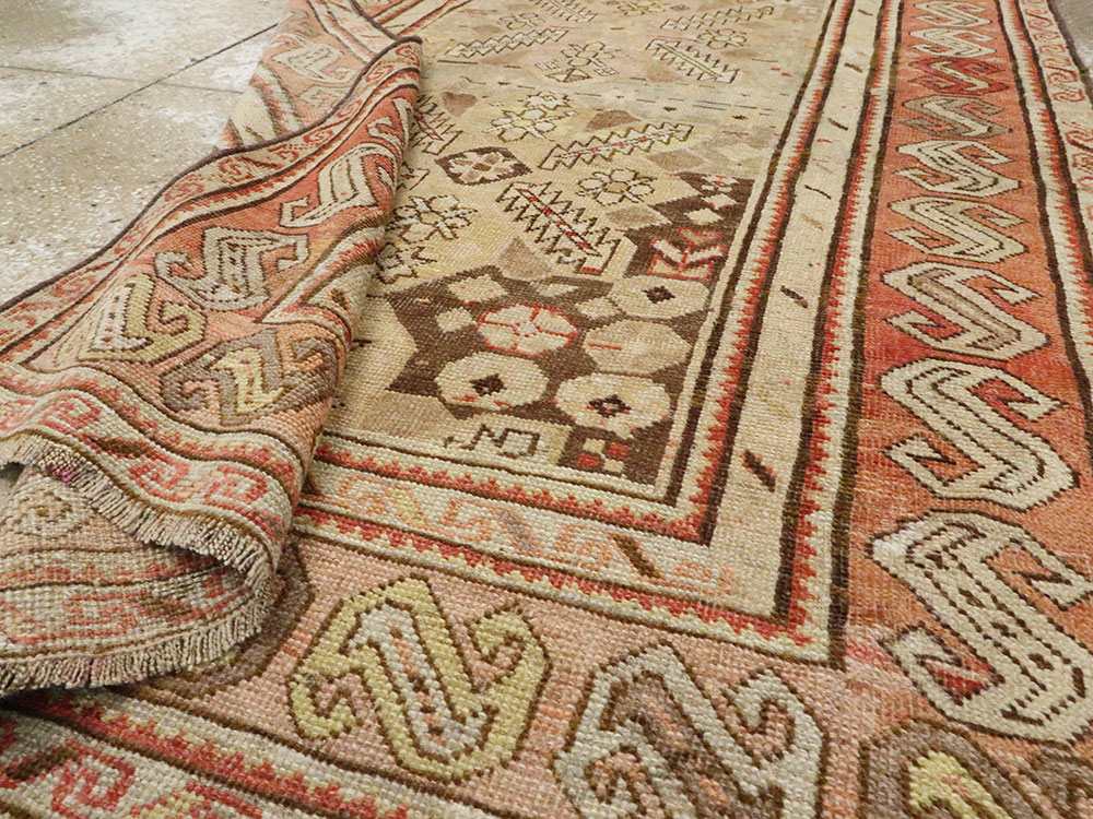 Antique Caucasian Kazak Rug, No.24003 - Galerie Shabab