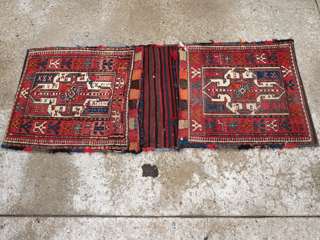 Vintage Persian Shahsavan Soumak Saddlebag (Khorjin), No.24012 - Galerie Shabab