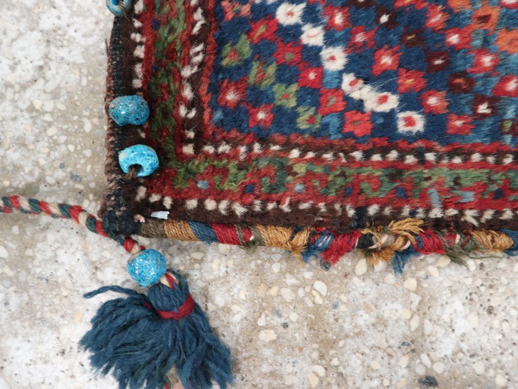 Vintage Persian Shiraz Bag, No.24015 - Galerie Shabab