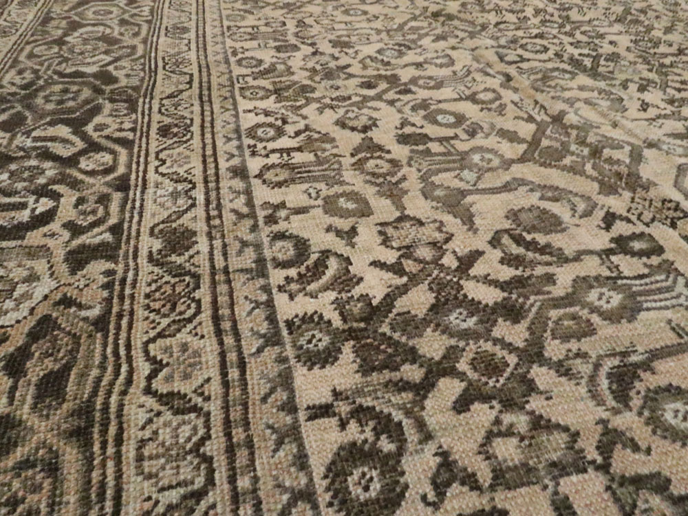Antique Perisan Mahal Carpet, No.24017 - Galerie Shabab
