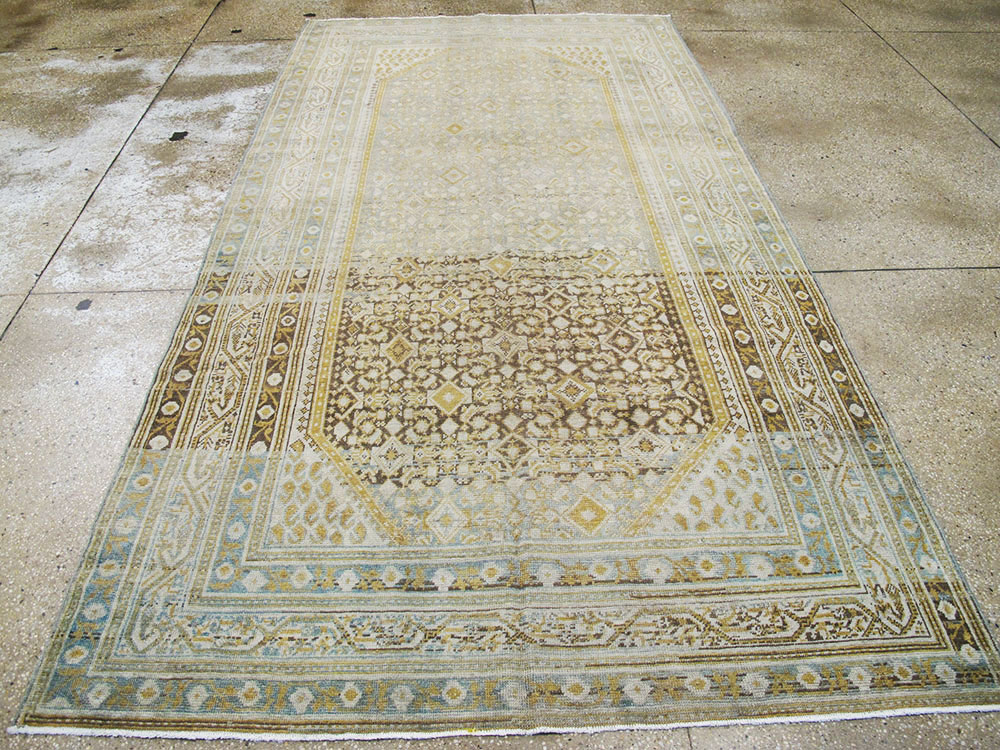 Vintage Persian Malayer Gallery Carpet, No.24022 - Galerie Shabab