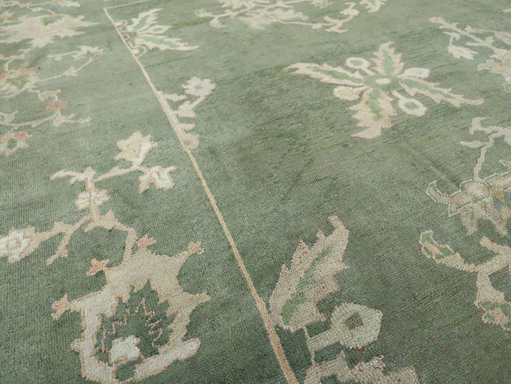 Antique Turkish Oushak Carpet, No.24032 - Galerie Shabab