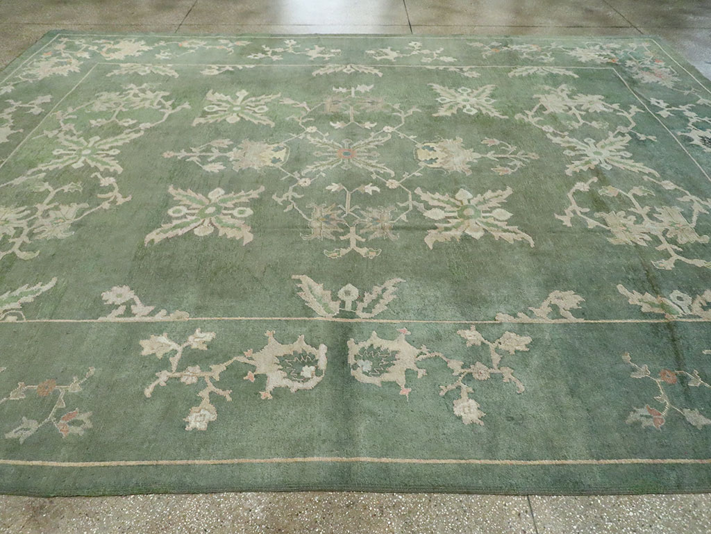 Antique Turkish Oushak Carpet, No.24032 - Galerie Shabab