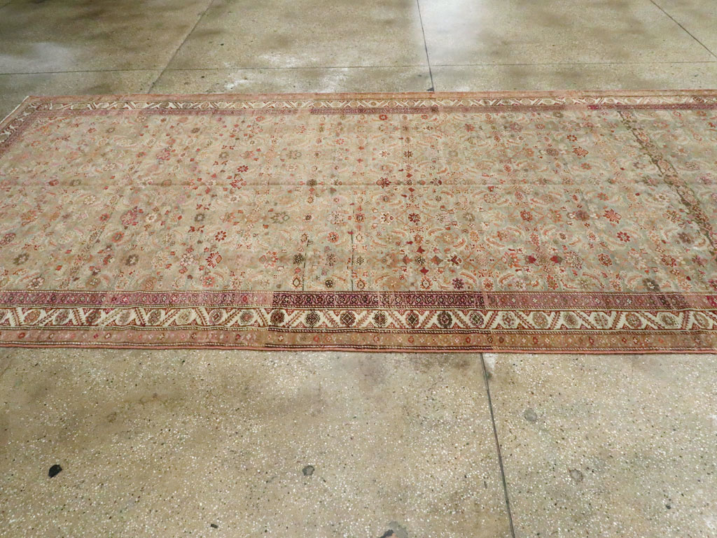 Vintage Persian Malayer Gallery Carpet, No.24033 - Galerie Shabab