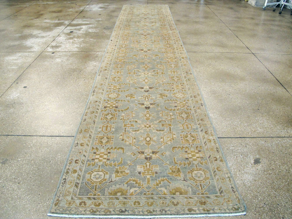 Vintage Persian Malayer Runner, No.24036 - Galerie Shabab