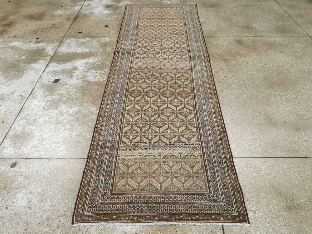 Vintage Persian Malayer Runner, No.24038 - Galerie Shabab