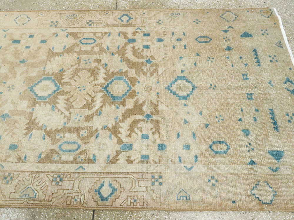 Vintage Persian Malayer Runner, No.24039 - Galerie Shabab