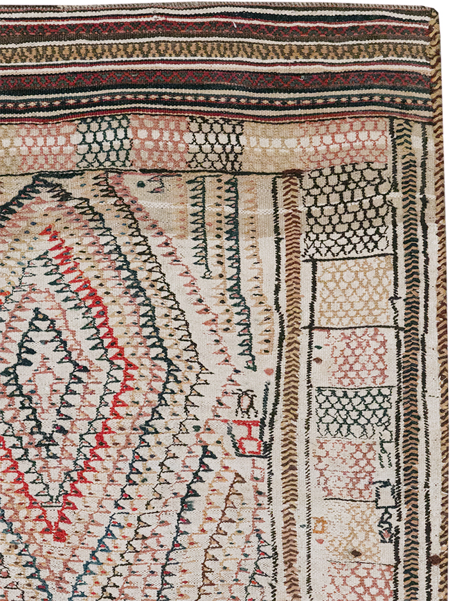 Vintage Persian Flatweave Kilim Throw Rug, No.24045 - Galerie Shabab