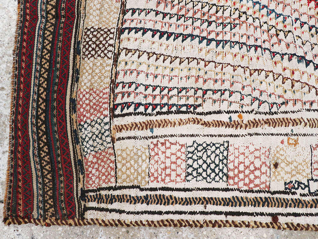 Vintage Persian Flatweave Kilim Throw Rug, No.24045 - Galerie Shabab
