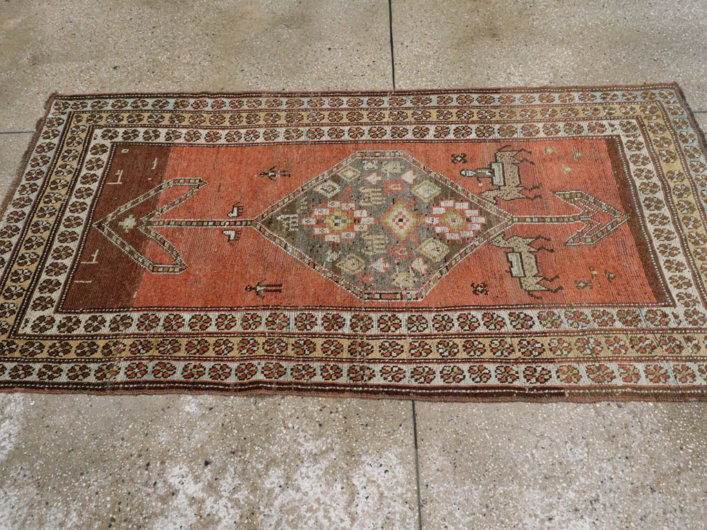 Antique Persian Malayer Rug, No.24046 - Galerie Shabab