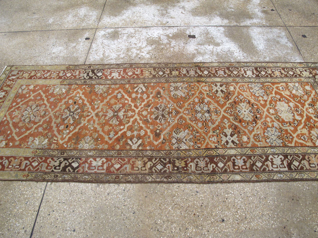 Antique Persian Malayer Runner, No.24055 - Galerie Shabab
