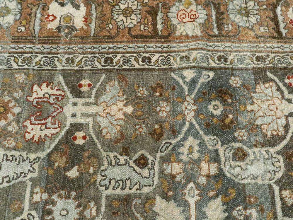 Antique Persian Bibikabad Gallery Carpet, No.24063 - Galerie Shabab