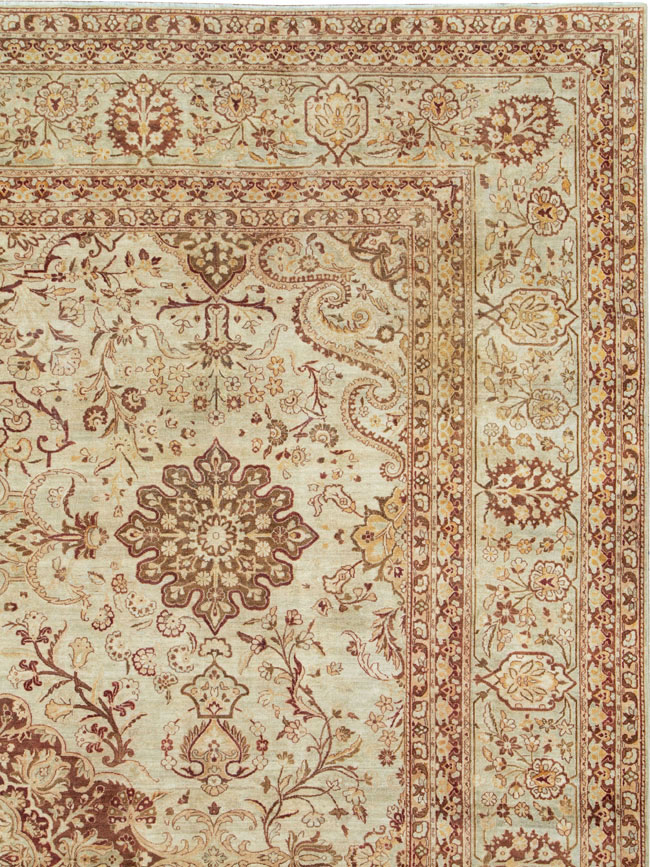 Antique Persian Lavar Kerman Carpet, No.24067 - Galerie Shabab