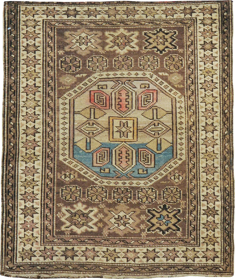 Antique Caucasian Shirvan Rug, No.24068 - Galerie Shabab