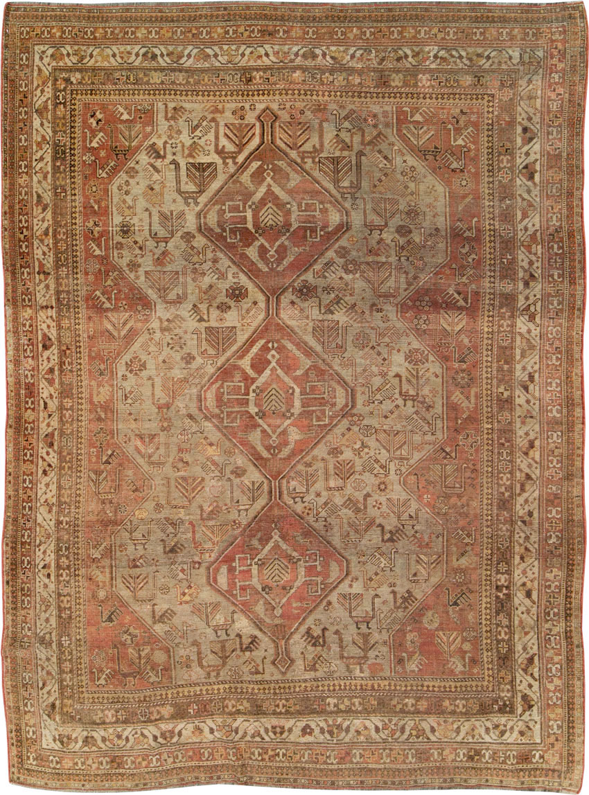 Antique Persian Shiraz Accent Rug, No.24072 - Galerie Shabab
