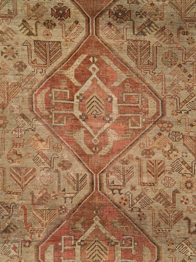 Antique Persian Shiraz Accent Rug, No.24072 - Galerie Shabab