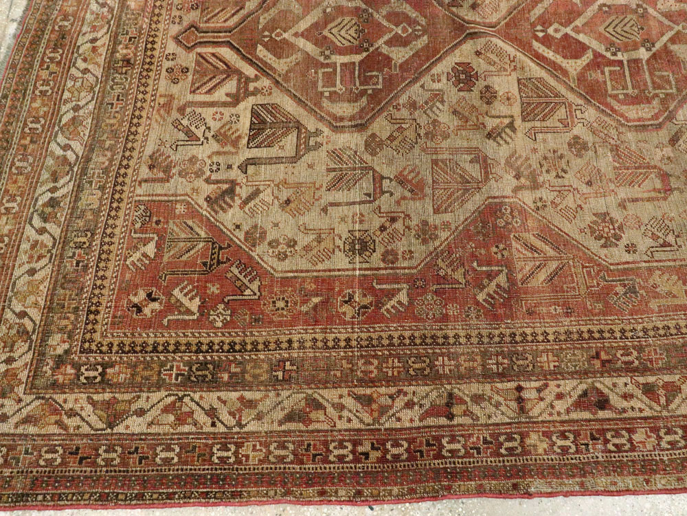 Antique Persian Shiraz Accent Rug, No.24072 - Galerie Shabab