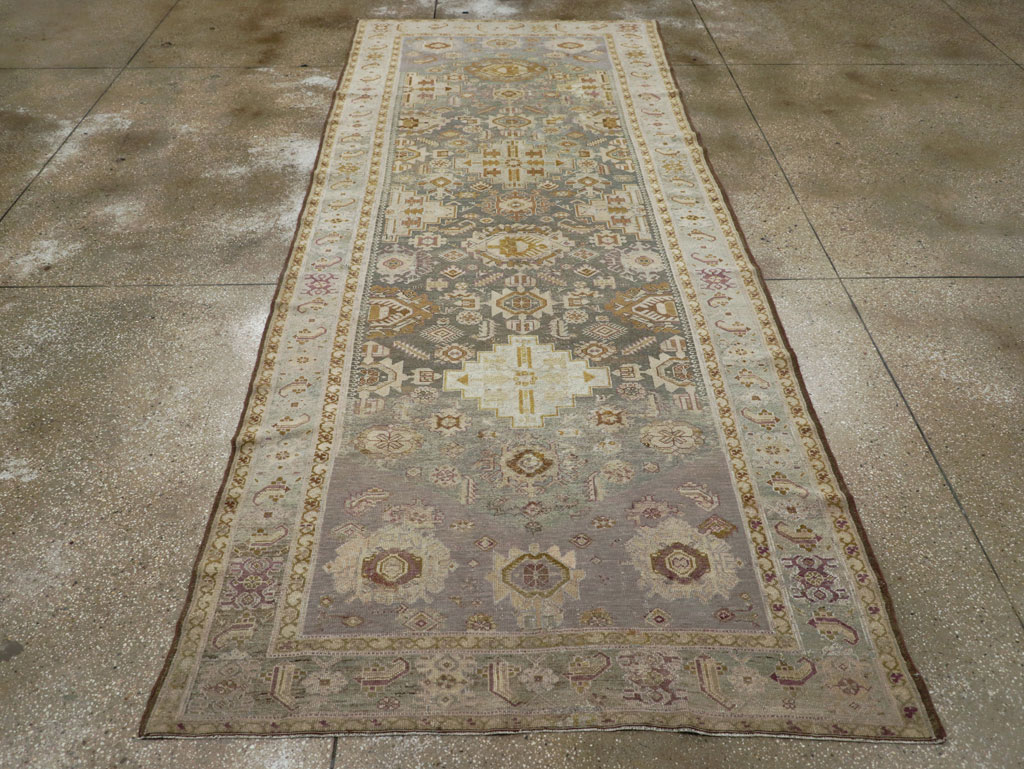 Antique Persian Malayer Wide Gallery Runner, No.24083 - Galerie Shabab