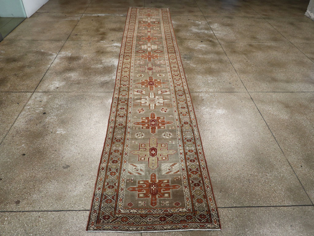 Antique Persian Heriz Long Runner, No.24088 - Galerie Shabab