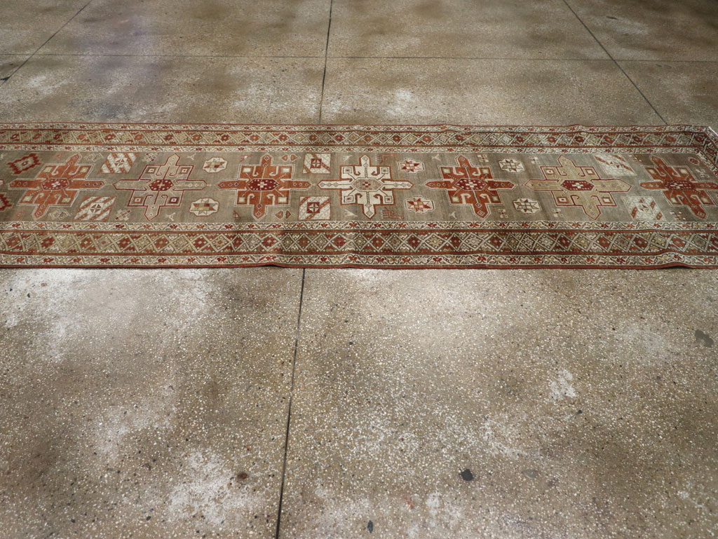 Antique Persian Heriz Long Runner, No.24088 - Galerie Shabab