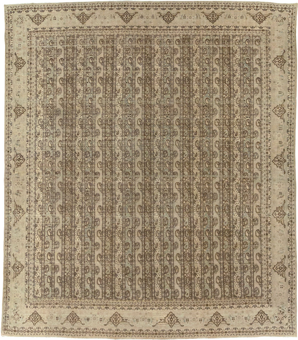 Vintage Persian Quom Room Size Carpet, No.24103 - Galerie Shabab