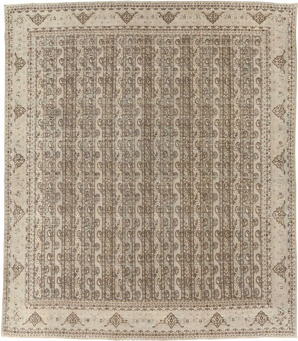Vintage Persian Quom Room Size Carpet, No.24103 - Galerie Shabab