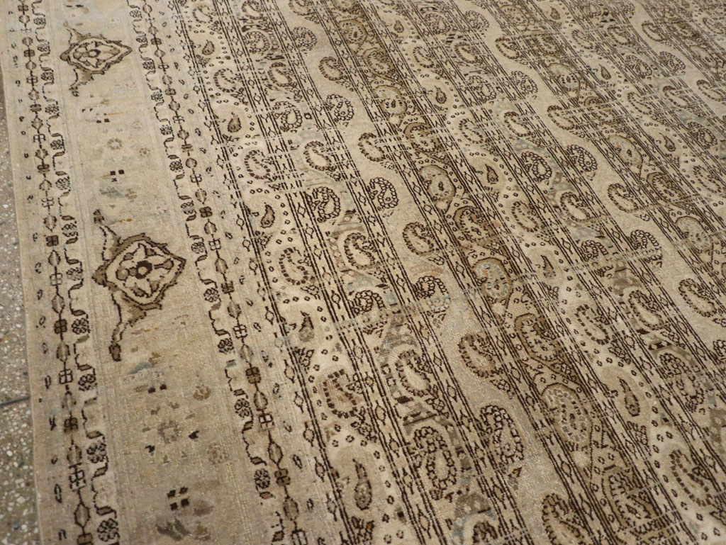 Vintage Persian Quom Room Size Carpet, No.24103 - Galerie Shabab