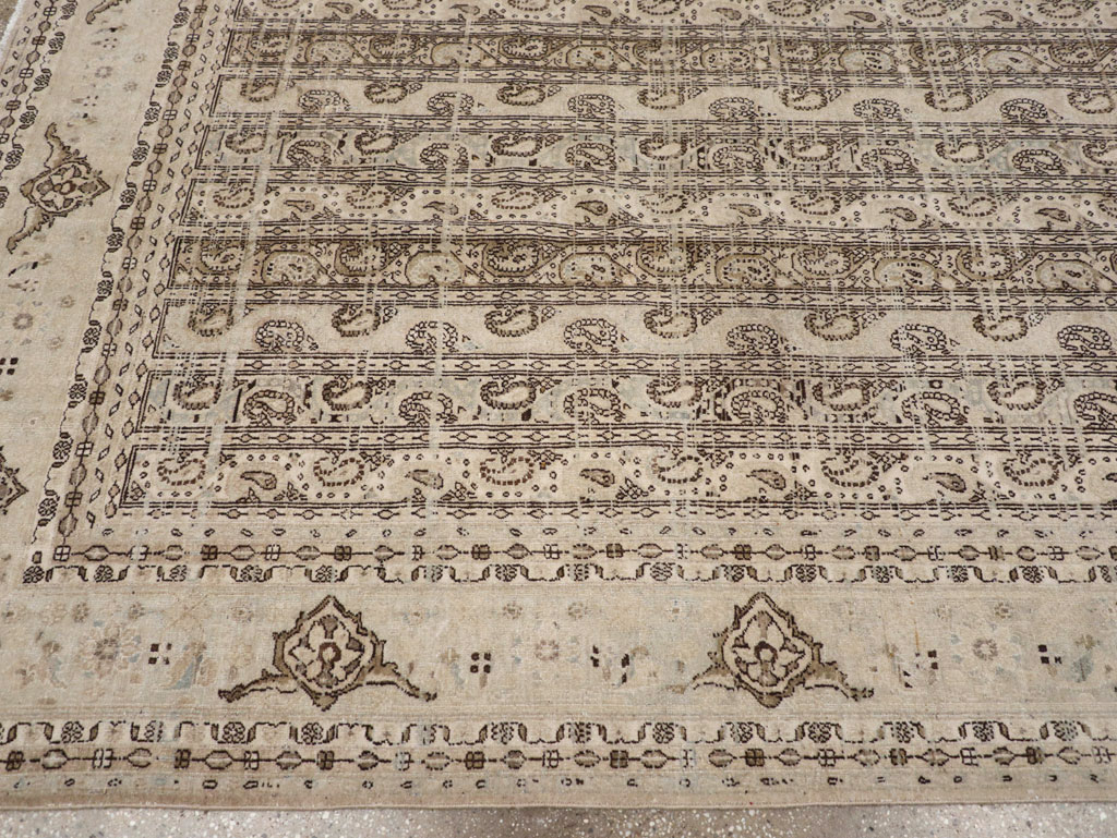 Vintage Persian Quom Room Size Carpet, No.24103 - Galerie Shabab