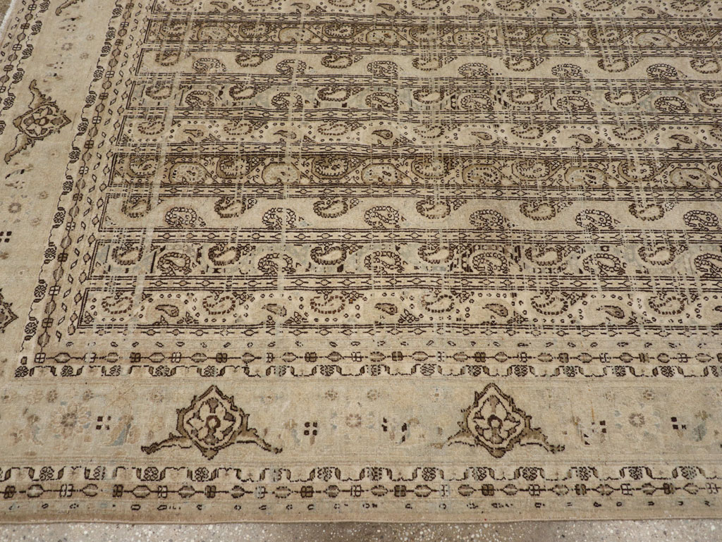 Vintage Persian Quom Room Size Carpet, No.24103 - Galerie Shabab