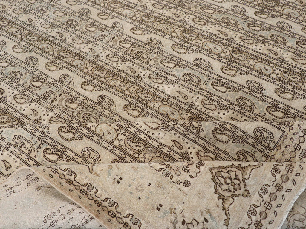 Vintage Persian Quom Room Size Carpet, No.24103 - Galerie Shabab