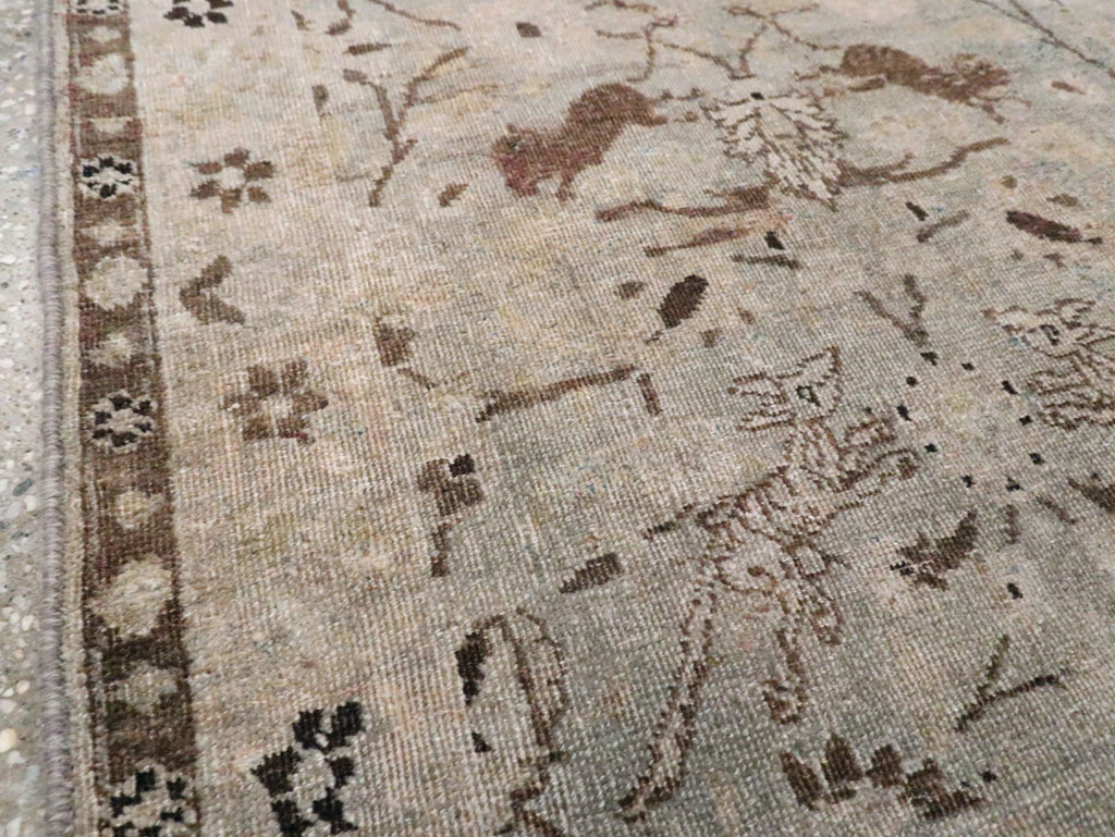 Vintage Persian Sarouk Rug, No.24108 - Galerie Shabab