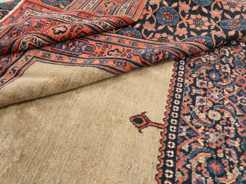 Antique Persian Dorokhsh Carpet, No.24110 - Galerie Shabab